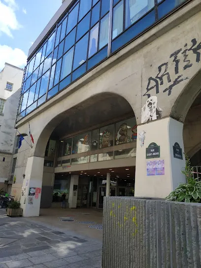 Image de Piscine Saint-Merri/Marie Marvingt